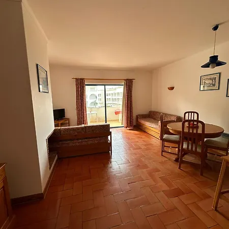 Alta Oura Apartment